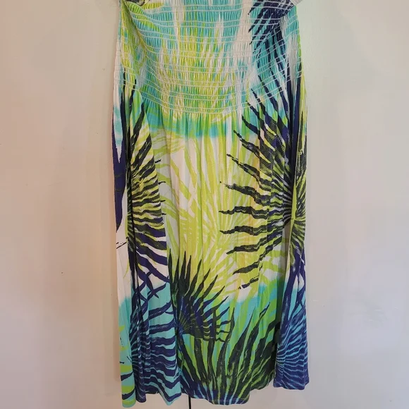 **4 items for $15** Summer Dress - Picture 2 of 7